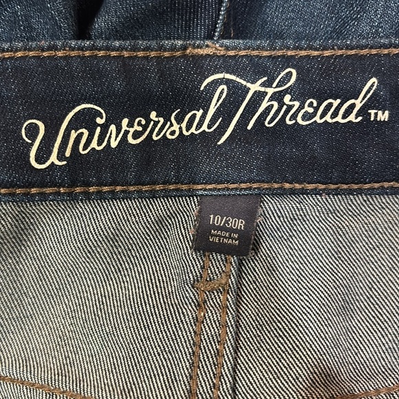 Universal Thread Dark Wash Ankle Jeans - Picture 4 of 5